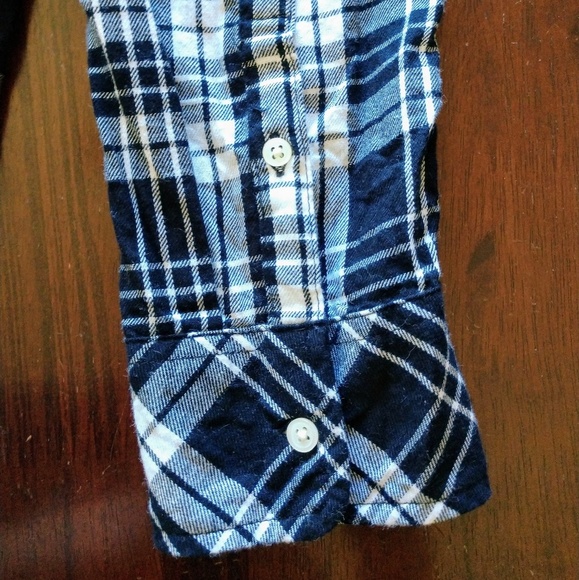 Gap boyfriend fit flannel - Picture 2 of 5